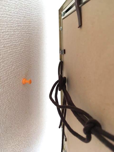 壁に画鋲の穴があいちゃうから賃貸にアート飾れない 問題を解決する Chiemag 壁に画鋲の穴があいちゃうから賃貸にアート飾れない 問題を解決する Chiemag
